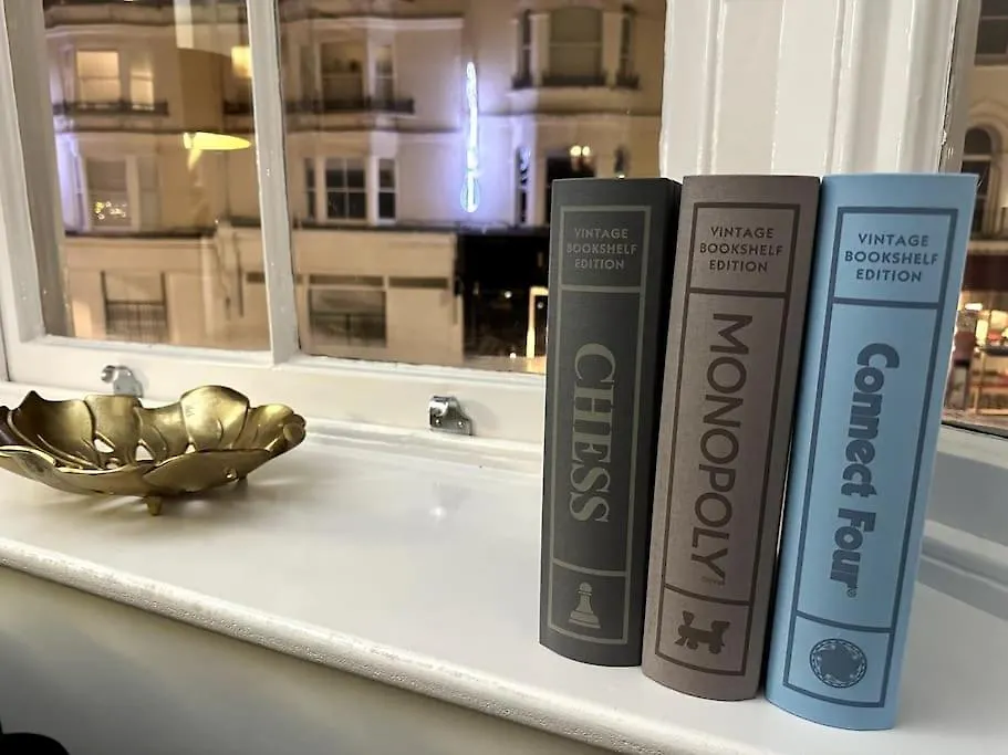 Luxury Central Brighton 2 Bed Near Beach, Royal Pavilion, Theatre Apartment
